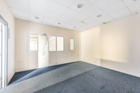 Unit 3 Magic House, Streaks Field Road, London, Industrial To Let - 694914 6.jpg