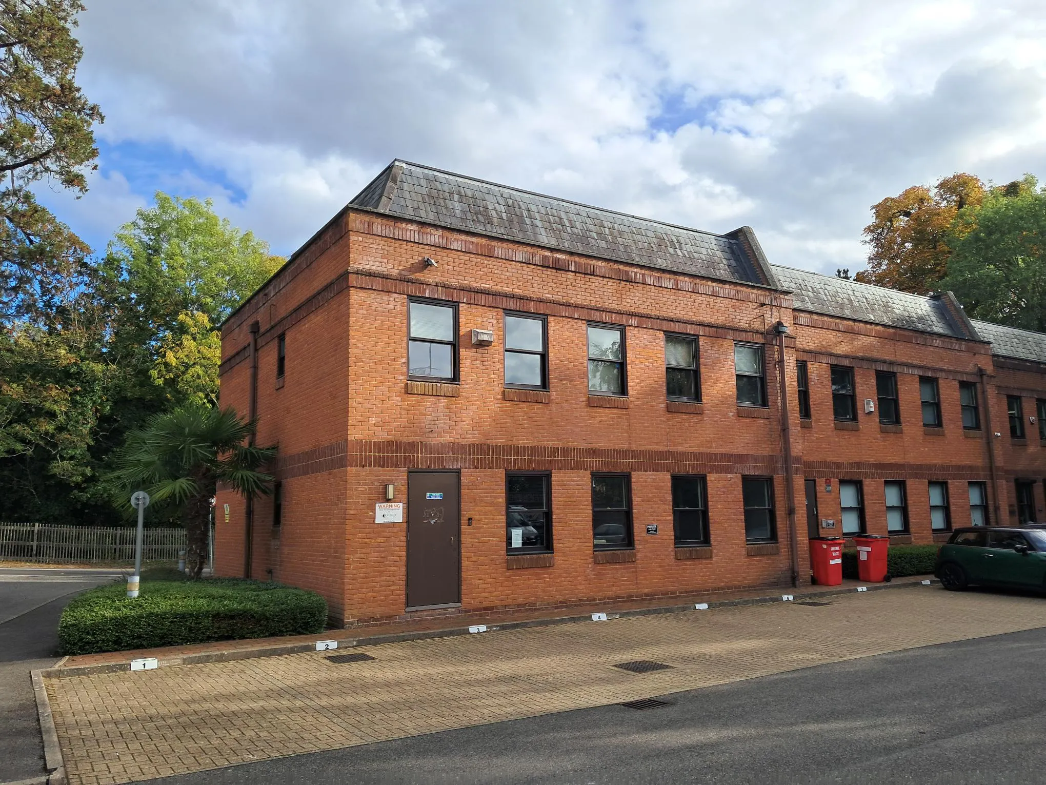 Unit 3, Cheapside Court, Ascot, Offices To Let - 1000002365.jpg