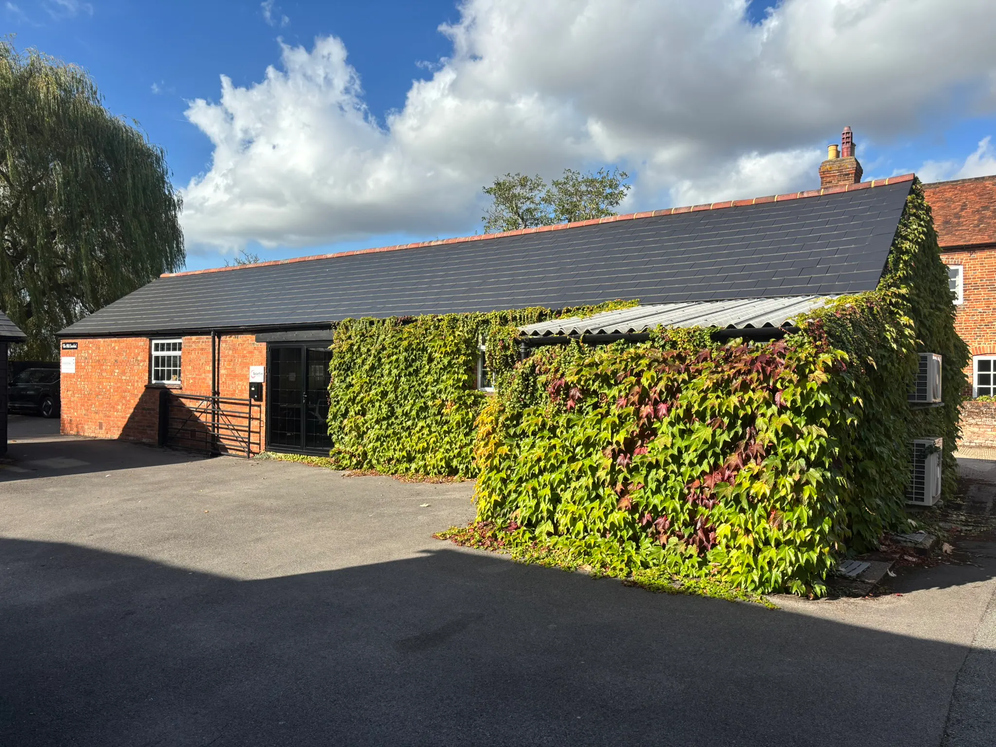 The Old Cowshed, Ledger House, Ledger Farm, Maidenhead, Offices To Let - IMG_1040.JPEG