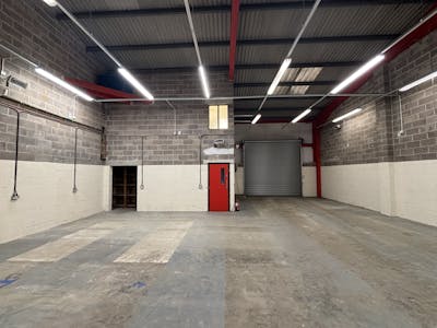 Unit 22, Kenfig Ind Estate, Port Talbot, Industrial To Let - Int pic 22 Kenfig.jpg