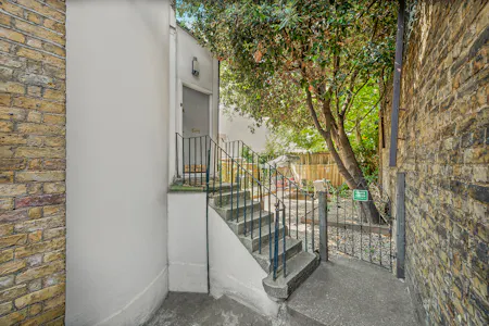 106-108 Denmark Hill, London, Retail For Sale - garden4.jpg