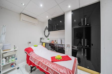 80 High Street, Ruislip, Retail For Sale - 1254084 8.jpg