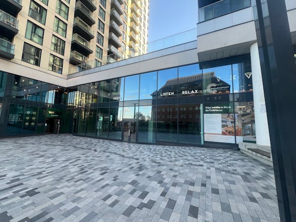 Unit 3, Sutton Point, Sutton, Retail To Let - 4.jpg