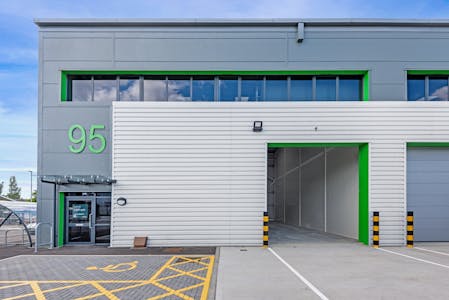 Unit 95 Capital Park, BANKHEAD AVENUE, Edinburgh, Industrial/Logistics / Trade / Warehouse To Let - DSC_7661.jpg