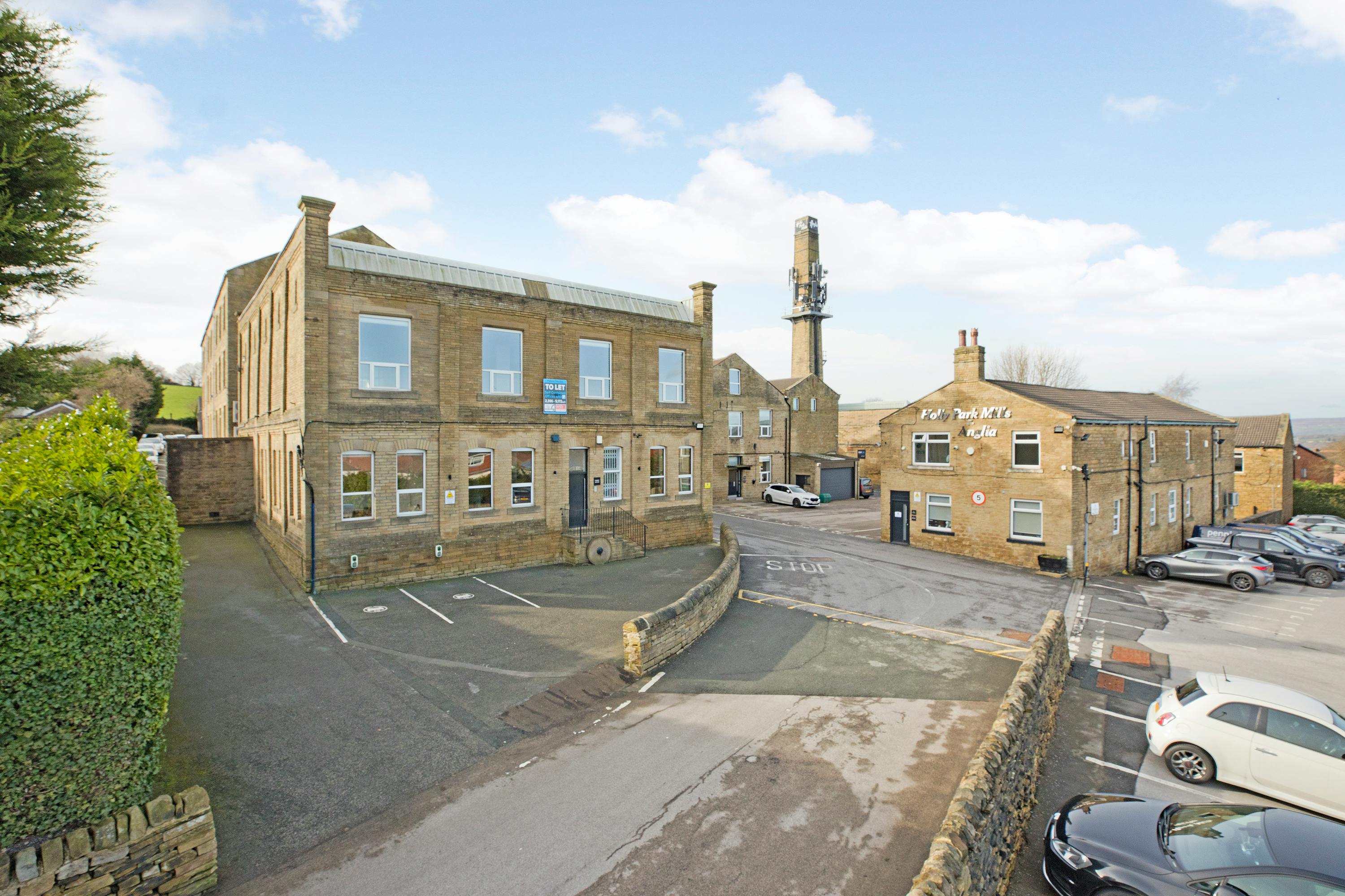 Offices at Holly Park Mills, Woodhall Lane, Calverley, Leeds, Offices To Let - IMG_5604.jpg