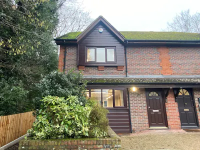 11 Kings Court, Horsham, Office To Let - WEB IMG_9576.jpeg