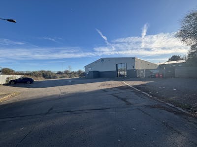 Unit 49 Portmanmoor Road, Pacific Business Park, Cardiff, Industrial To Let - IMG_0305.jpg