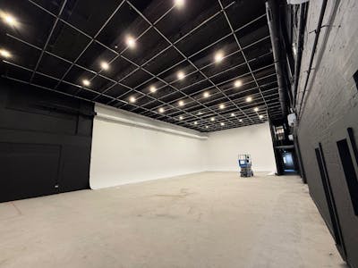 Lumiere, 5 Elstree Way, Borehamwood, Warehouse / D2 (Assembly and Leisure) / Other To Let - i.jpg