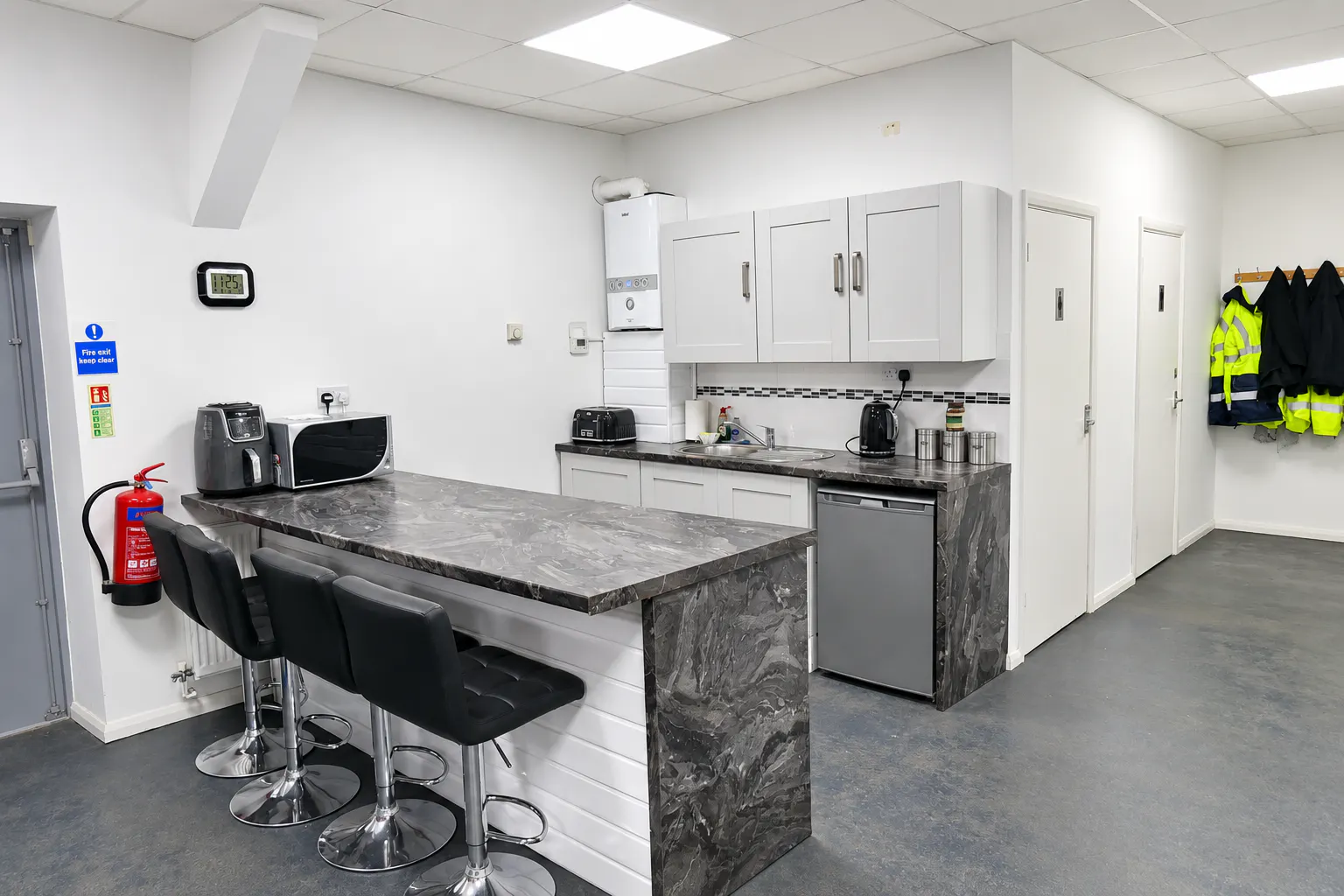 Unit 3 Millbrook Business Park, Nazeing, Industrial For Sale - Kitchen and WCs.png
