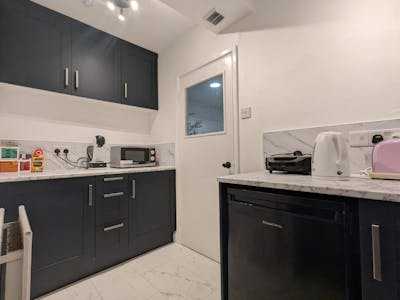 The Garden Suite, 6 Quarry Street, Guildford, Office To Let - Photo 5.jpg