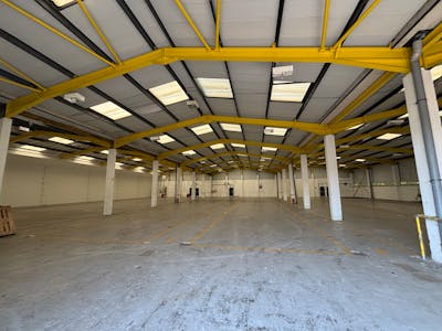 Unit J2-J4, Coedcae Lane Industrial Estate, Pontyclun, Industrial To Let - IMG_8706.jpeg