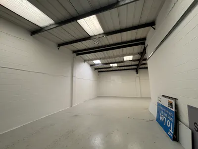 Unit 28, Albion Industrial Estate, Pontypridd, Industrial To Let - IMG_8653.jpeg