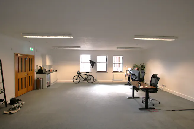 First Floor Unit 8 Winchester Place, Poole, Office To Let - IMG_4964-1.JPG