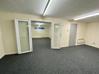 Unit B2, Cardiff, Industrial To Let - B2 West Point 12.jpg