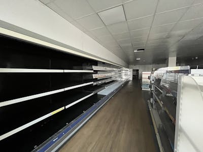 Commercial Unit at Jennens Court, Birmingham, Retail To Let - image00029.jpeg