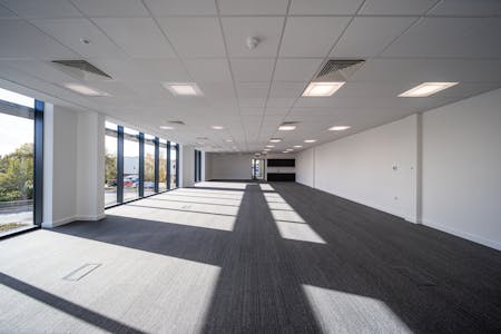 Unit B Railway Triangle, Portsmouth, Industrial/Logistics / Warehouse / Industrial / Warehouse To Let - UNIT B Railway Triangle 63.jpg