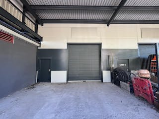 1 Burley Place, Burley Business Park, East Kilbride, Industrial To Let - PHOTO-2026-04-30-16-06-44.jpg
