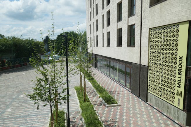 Millbrook Studios, Harlow, Other / Other / Retail To Let - P1030024.JPG