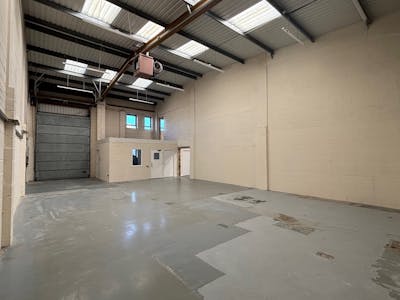 Unit 9 Stepnell Reach, Hamworthy, Industrial / Storage To Let - Interior 2.jpg
