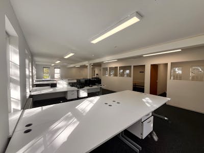 21, Hornbeam Square South, Harrogate, Office To Let - image00032.jpeg