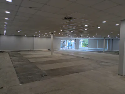Unit 5, Godalming, Leisure / Retail To Let - PXL_20260702_080741658.jpg