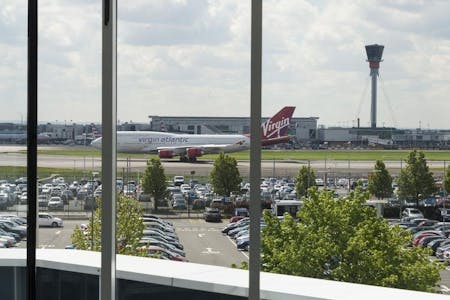 1 Heathrow Boulevard, Office To Let - 9c200e773cfd4a8b42d390d13756b0a8880a2353.jpg