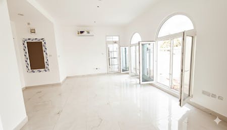 Premium Commercial space, 18th November Street, Muscat, Office / Retail To Let - Commercial Space 18th Nov Street (3).png