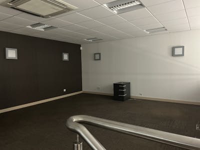 Unit 3&4, Cloberfield, Milngavie, Industrial To Let - IMG_0844.JPG