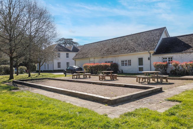 Inhurst House, Brimpton Road, Tadley, Leisure / Office / Other For Sale - AWP_6305.jpg