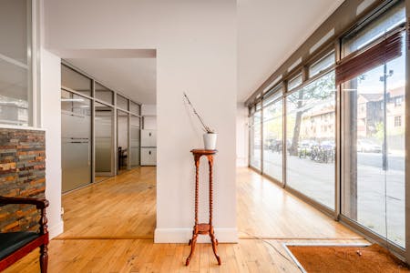 Unit B 17 Downham Road, London, Retail To Let - Downham Rd 17 GF - Low Res 4.jpg