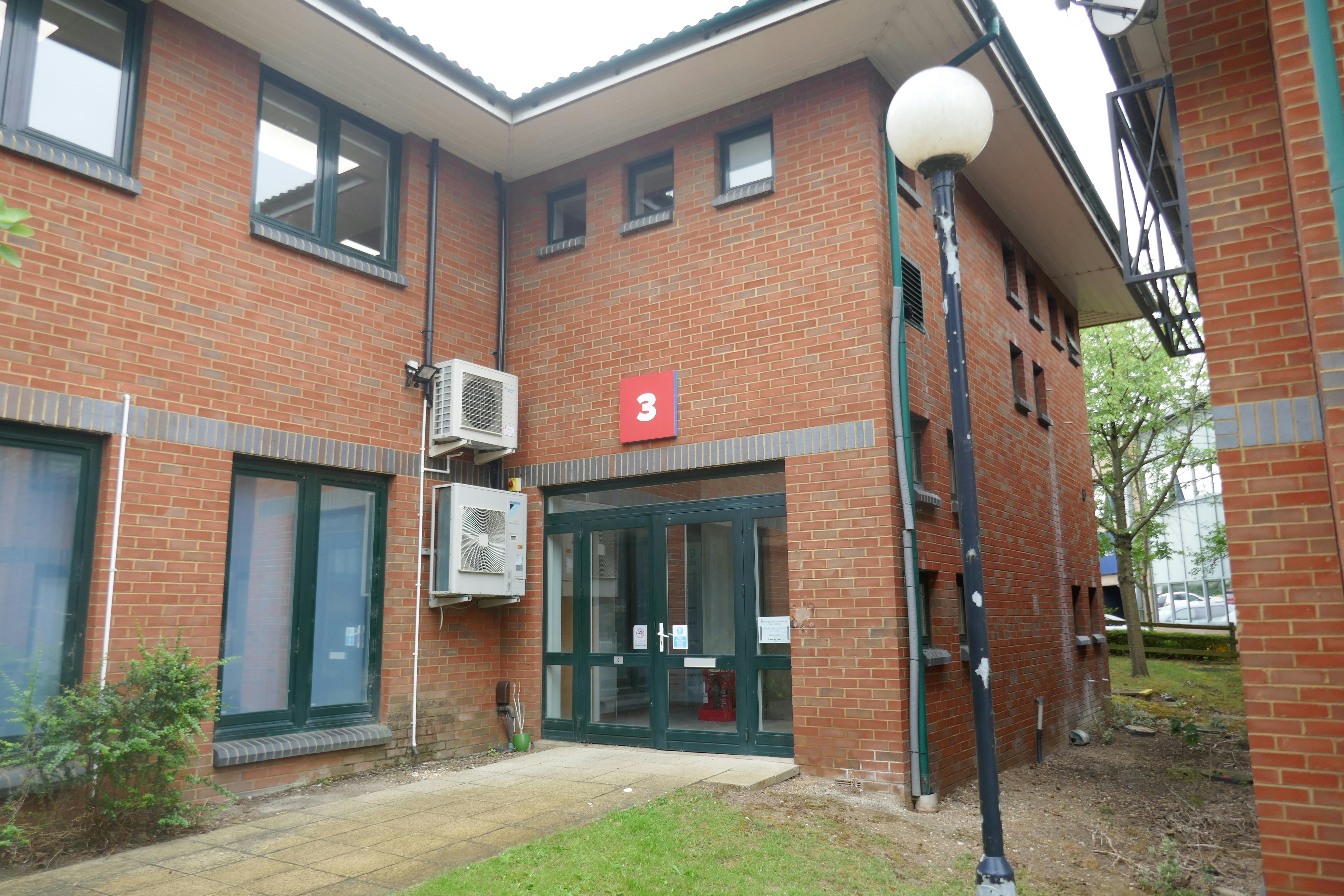 Ground Floor, 1-3 Tate House, Hertford, Offices To Let - P1030185.JPG