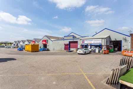 Unit 6, Manchester Trade Park, Oldham Road, Manchester, Industrial To Let - HLP_R_240509_5082.jpg