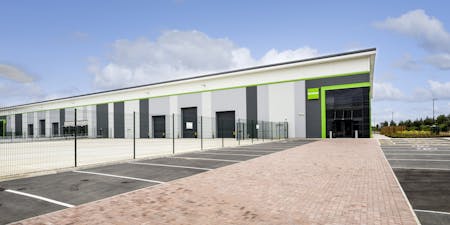 B70, Bedford Commercial Park, Bedford, Industrial/Logistics To Let - UKBedford3040FinalPhotographyJul2203_high.jpg