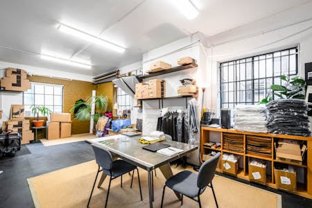 Unit G Taylor's Yard, 160 - 170 Brick Lane, London, Office To Let - Brick Ln 160G - Low Res 3.jpg