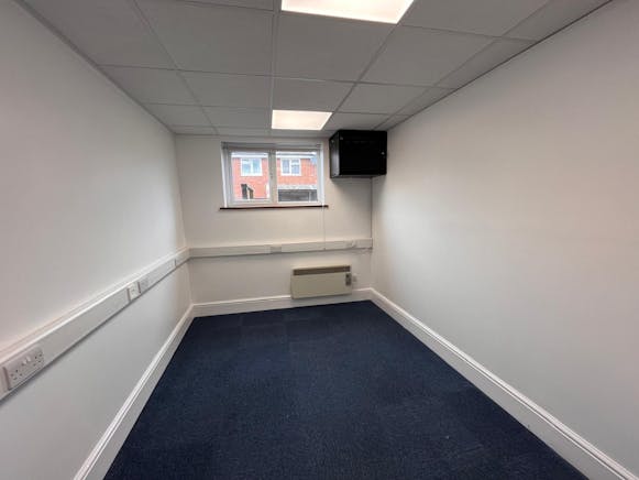 The Courtyard, Milton Road, Aylesbury, Offices / Offices To Let - Whats.jpeg
