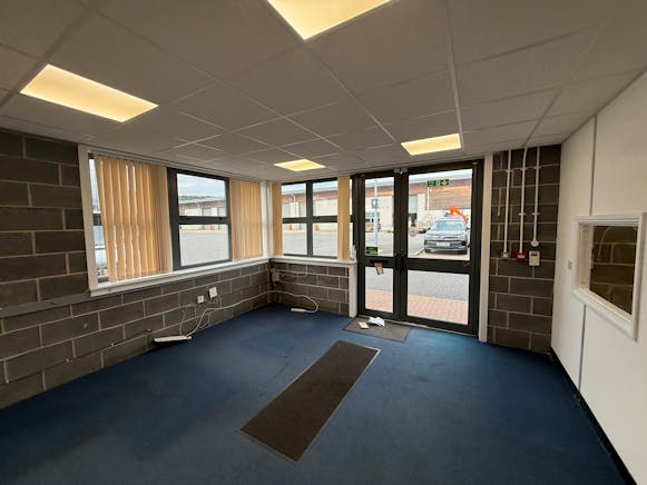 Unit 27, Sherwood Network Centre, Newark, Industrial/Logistics To Let - IMG_0170.jpeg