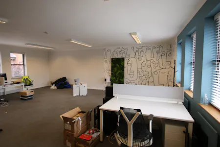 Unit 9 Winchester Place, Poole, Office To Let - IMG_5018.JPG