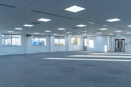 Douglas House, Hillington Park, Glasgow, Office For Sale - TopFloor_01.jpg