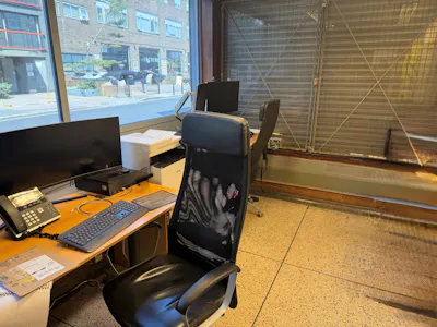 14-16 Shacklewell Lane, London, Industrial / Light Industrial / Warehouse To Let - gnd floor private office.jpg