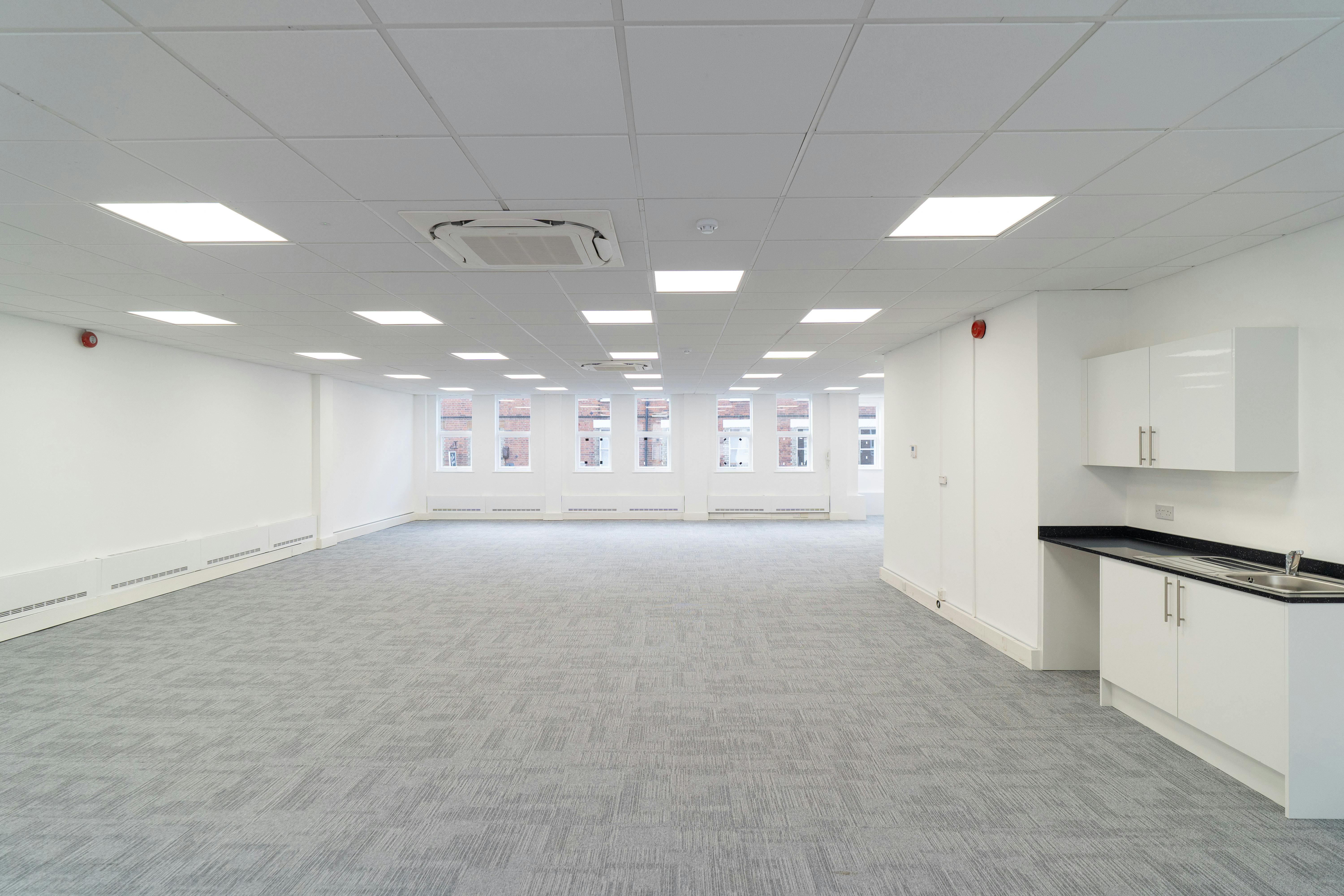 First and Third Floor, 39 Queen Street, Maidenhead, Offices To Let - 39QueenSt11.jpg