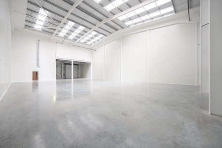 Unit 4, Metroplex Park, Tolworth, Industrial / Warehouse To Let - Metroplex Unit 4-4.jpg