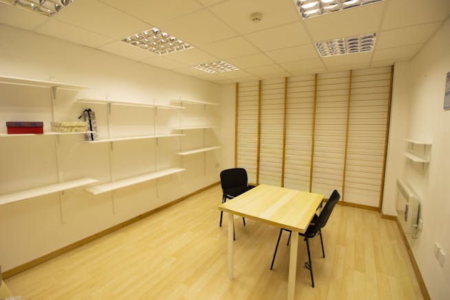 Unit 3 Sperrin Business Centre, Ruislip, Industrial / Warehouse To Let - 5.jpg