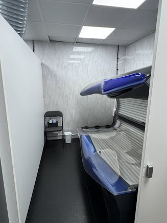 Office, Salon, Retail Space, 24 Westwood Square, Glasgow To Let - IMG_0318.jpg