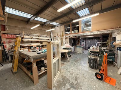 Unit 29 Summerstown, London, Industrial To Let - WhatsApp Image 2026-01-14 at 10.25.43.jpeg