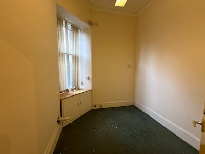 11 Queensgate, Inverness To Let - IMG_5434.JPG