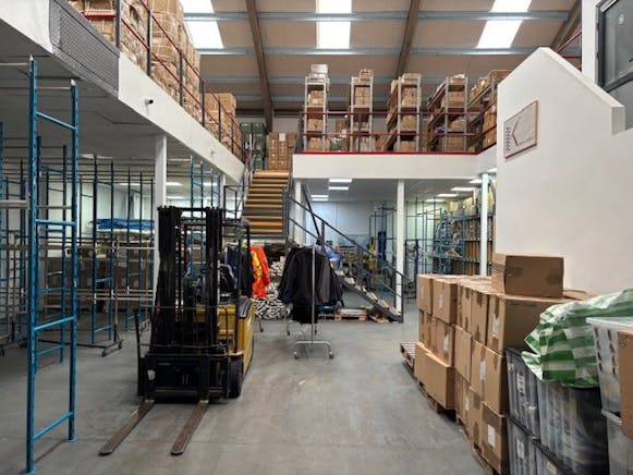 50 Aden Road, Enfield To Let - 2.jpg