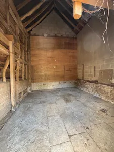 Storage Barns, Langhurst, Godalming, Industrial To Let - Barn 4c.jpg