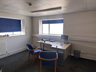 Unit 7D, Leamington Spa, Industrial/Logistics To Let / For Sale - IMG_4575.JPG
