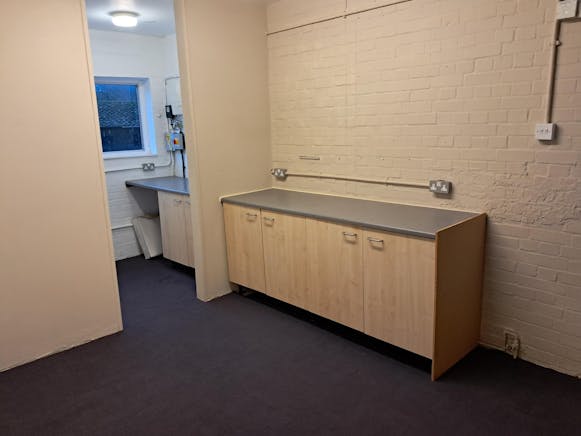 Liscombe, Bracknell, Offices To Let - 1000001472.jpg