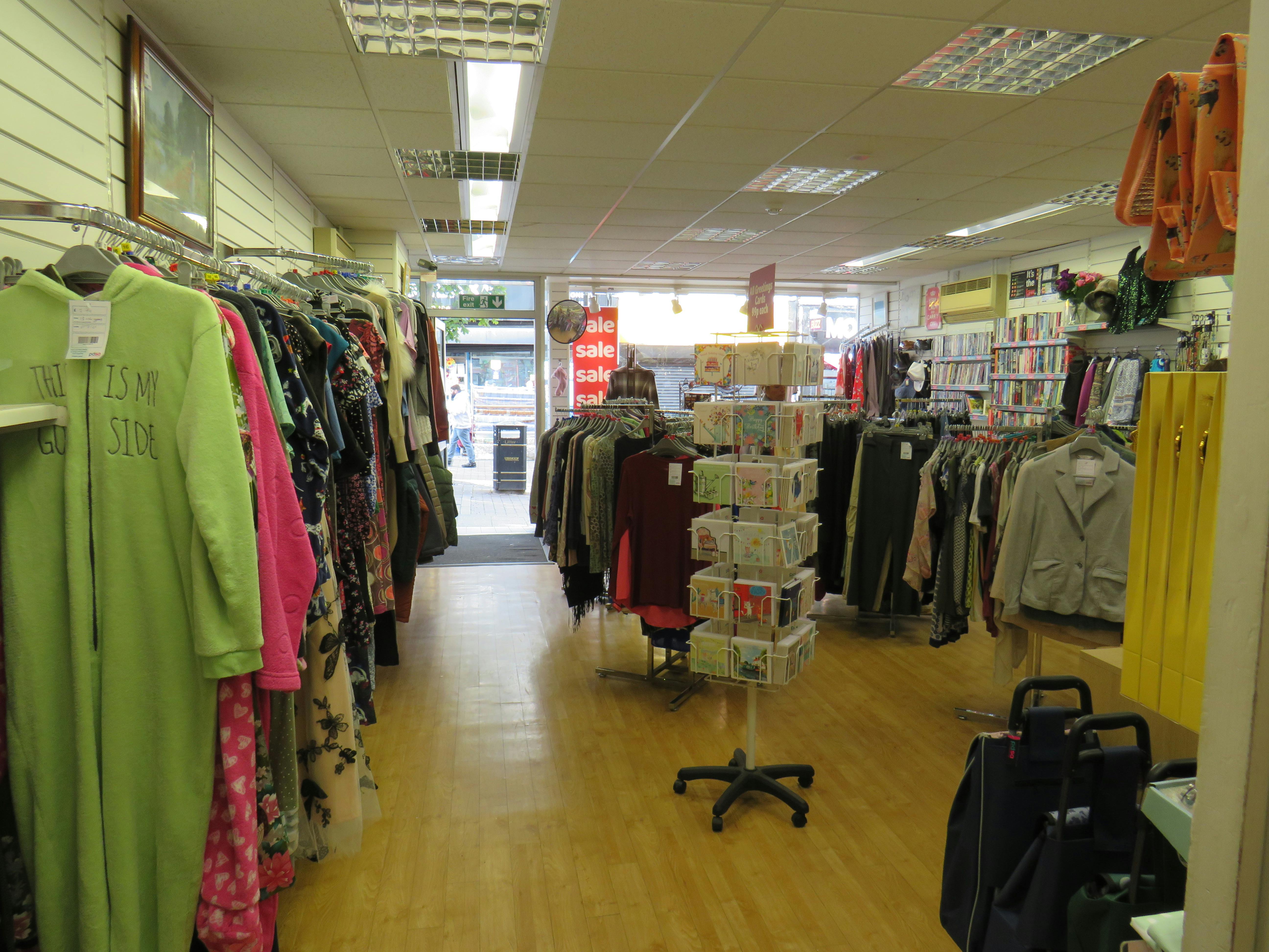 11 Union Street, Aldershot, Retail To Let - IMG_1854.JPG